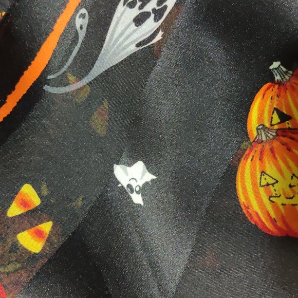Trick or treat scarf. - Picture 4 of 4